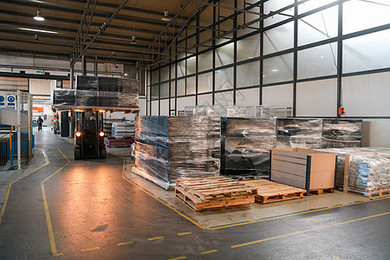 陶瓷工廠貨物運輸?shù)牧鞒膛c挑戰(zhàn)